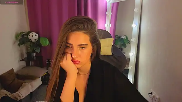Bella  Kallen online show from 06/29/26, 09:04