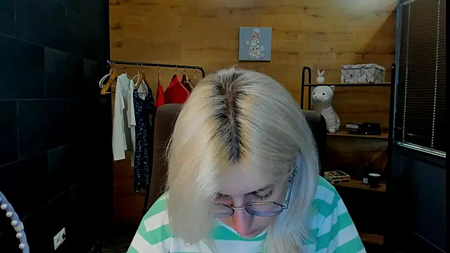 DaisyHopkins online show from 06/21/26, 08:50