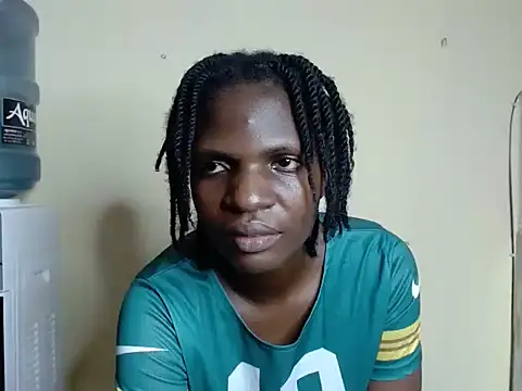 Snapshot of Tracy_Hype chatting on 06/05/26, 05:40 Tracy Hype online show from 06/05/26, 05:40