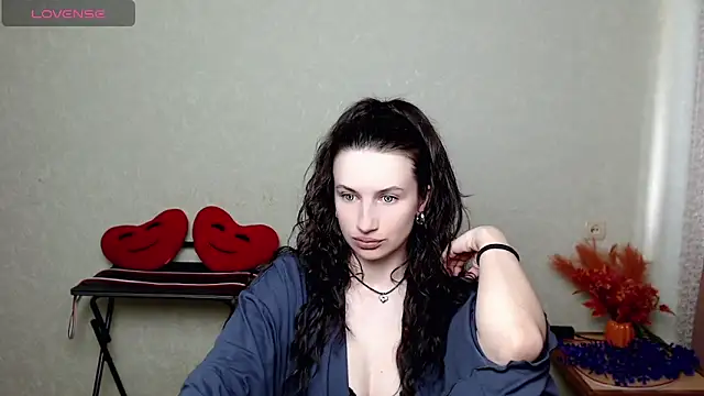 Snapshot of LilithRivi chatting on 06/10/26, 02:27 LilithRivi online show from 06/10/26, 02:27