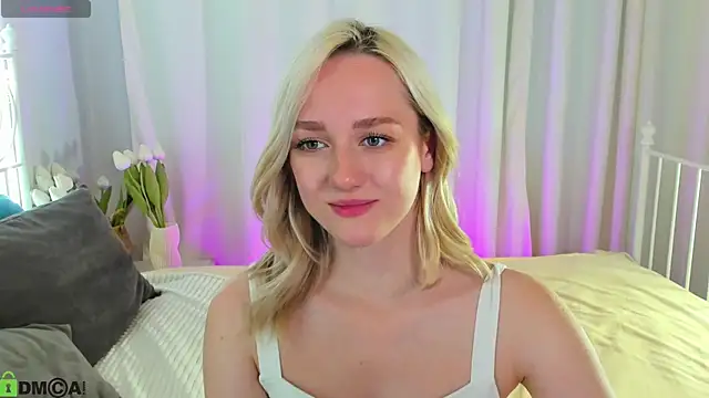 Chloe-Deccer online show from 07/25/26, 01:04