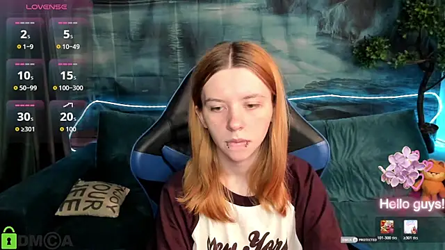 CarolInWonderland online show from 06/15/26, 06:48