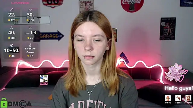 CarolInWonderland online show from 06/23/26, 07:06