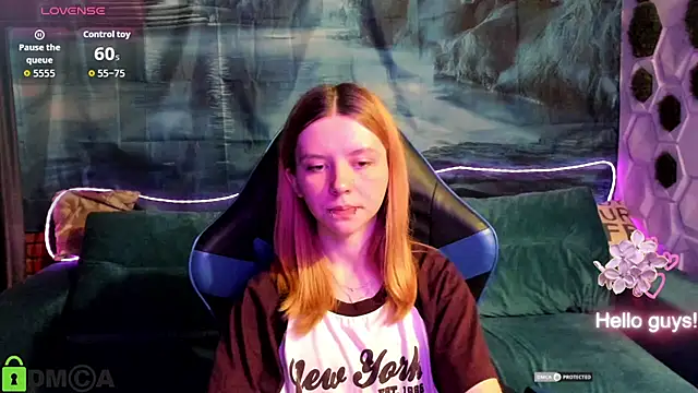 CarolInWonderland online show from 07/26/26, 06:43