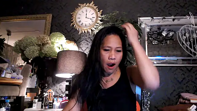 Snapshot of Hornygirltheone chatting on 09/15/25, 11:16 Hornygirltheone online show from 09/15/25, 11:16