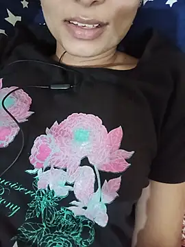 Shaina01 online show from 06/16/26, 05:48