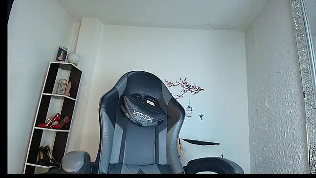  Anais Lanz online show from 07/04/26, 04:29