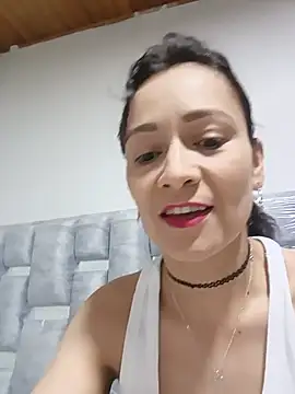  Anais Lanz online show from 07/30/26, 08:13