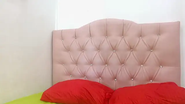  saray rose online show from 06/23/26, 03:43