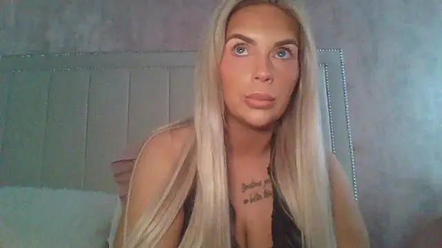 MiaMae x online show from 07/17/26, 09:49