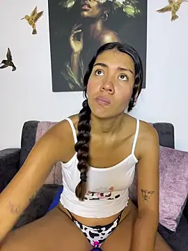 Samantha gyatt online show from 06/24/26, 11:09