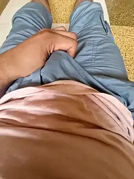 Gujjuboy99 online show from 06/11/26, 04:54