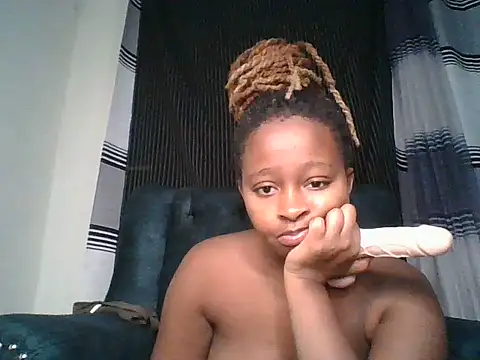 Ellah simone online show from 07/02/26, 12:54