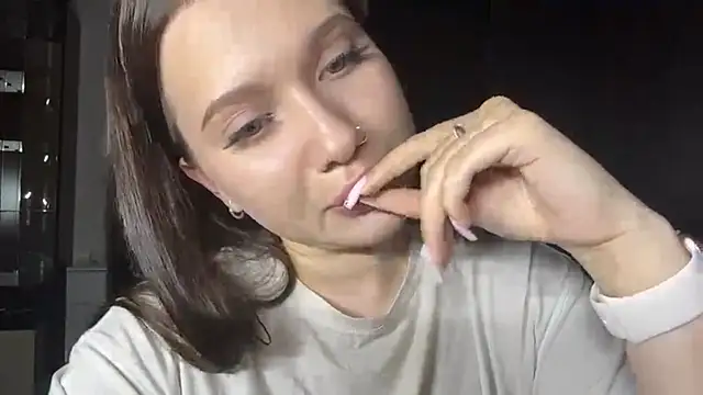 Snapshot of KarlyBiringer chatting on 06/17/26, 07:15 KarlyBiringer online show from 06/17/26, 07:15