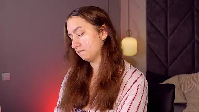 polly bloomm online show from 07/16/26, 05:24