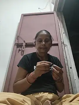 Karishna hot online show from 06/19/26, 07:39