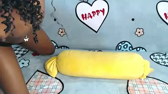 Ebonypetty001 online show from 07/07/26, 05:43