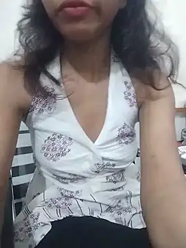 Snapshot of bunnie_hot chatting on 06/06/26, 02:00 bunnie hot online show from 06/06/26, 02:00