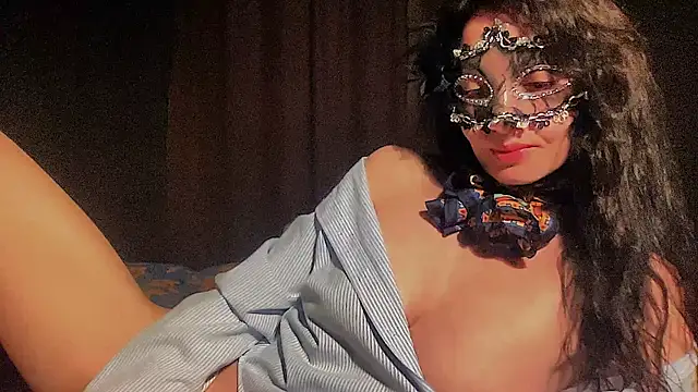 BeatriceRosa online show from 06/13/26, 01:47