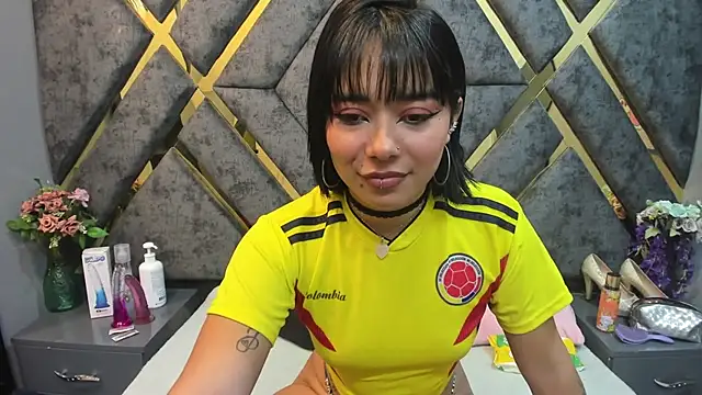 roxane vega online show from 07/07/26, 06:12