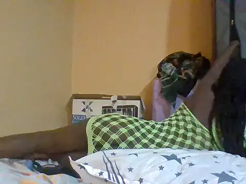 Snapshot of ebonygirl5 chatting on 06/12/26, 10:41 ebonygirl5 online show from 06/12/26, 10:41