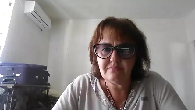 ErikaXShine online show from 06/22/26, 12:13