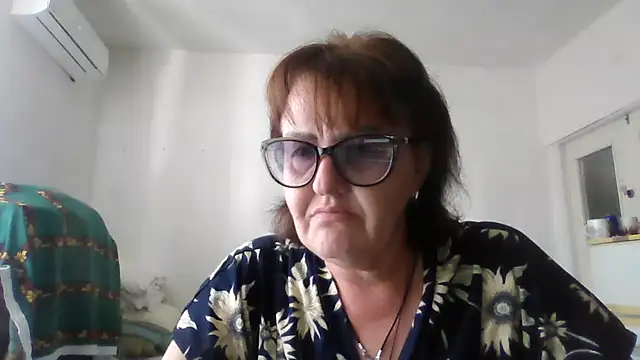 ErikaXShine online show from 06/23/26, 11:41