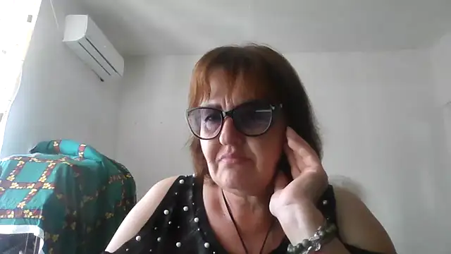 ErikaXShine online show from 06/28/26, 12:00