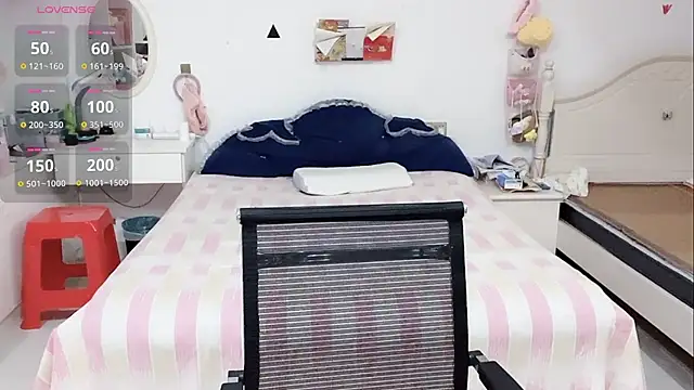 miaomiao-99 online show from 07/22/26, 04:04
