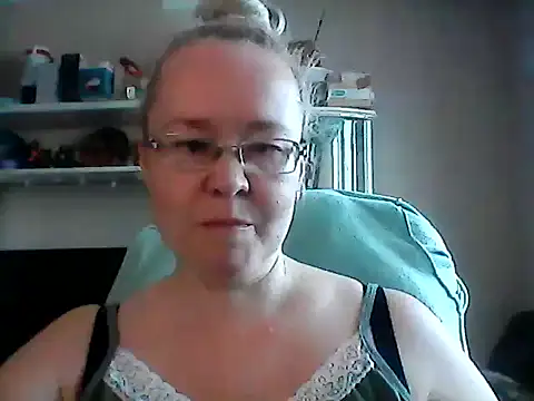 Viola27 online show from 06/14/26, 07:43