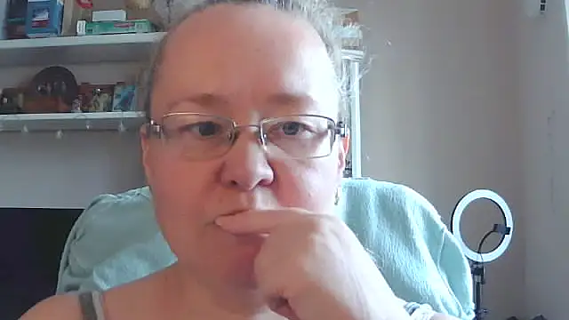 Viola27 online show from 07/16/26, 05:57