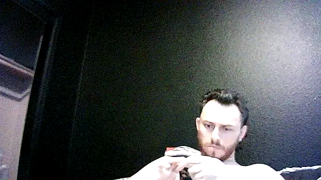 Snapshot of Mikecloudyhawk chatting on 06/07/26, 10:46 Mikecloudyhawk online show from 06/07/26, 10:46