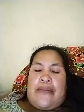 Snapshot of ClassyLady51 chatting on 07/02/26, 04:29 ClassyLady51 online show from 07/02/26, 04:29