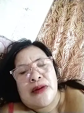 Snapshot of ClassyLady51 chatting on 07/03/26, 04:41 ClassyLady51 online show from 07/03/26, 04:41