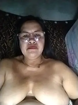 Snapshot of ClassyLady51 chatting on 08/03/26, 04:22 ClassyLady51 online show from 08/03/26, 04:22