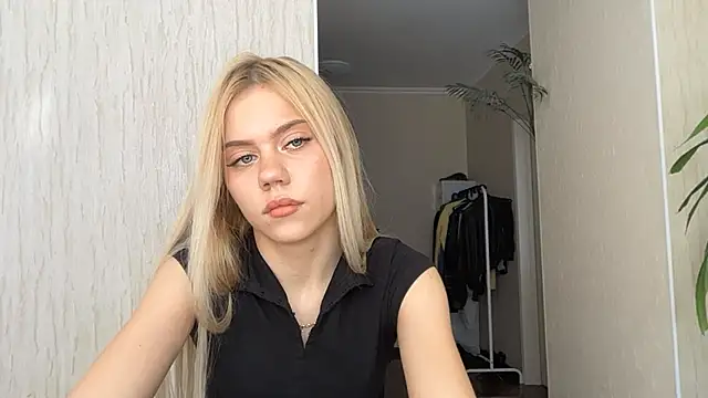 Glamorforyou online show from 07/14/26, 10:21