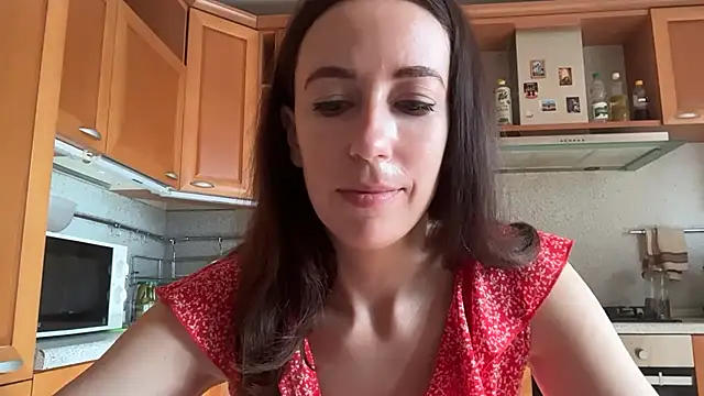 Flamingo Queen online show from 07/24/26, 05:05