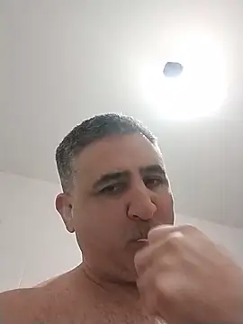 Snapshot of sedentalmaduro chatting on 06/11/26, 02:00 sedentalmaduro online show from 06/11/26, 02:00