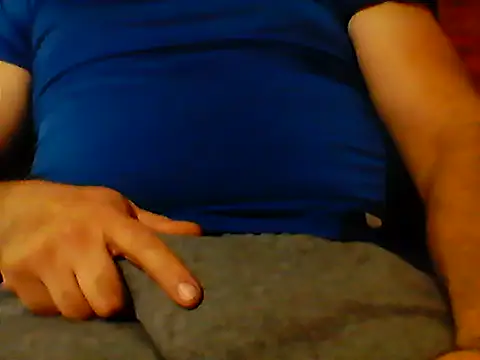 Snapshot of sedentalmaduro chatting on 06/18/26, 02:01 sedentalmaduro online show from 06/18/26, 02:01