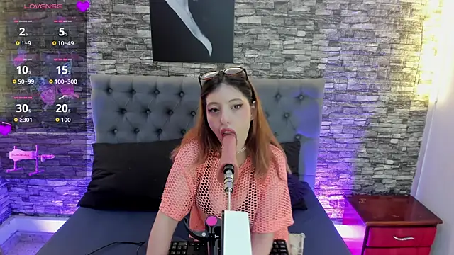 AngeliqueGirard online show from 07/18/26, 07:50