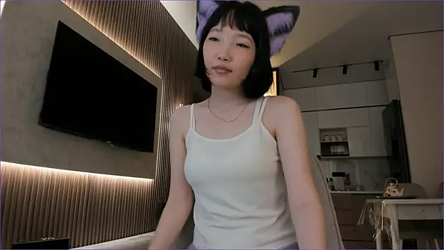 lumimii online show from 06/13/26, 04:32