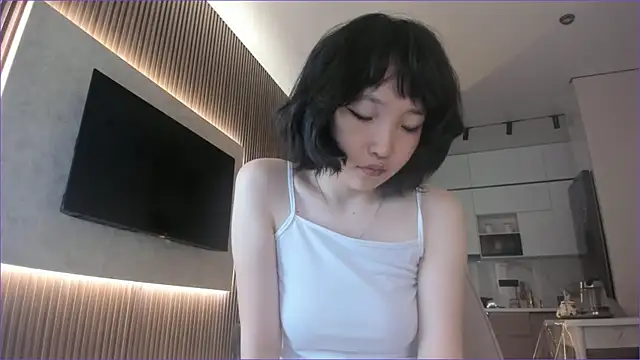 lumimii online show from 06/16/26, 03:09