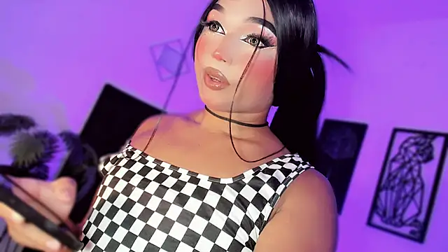 misstreslatin online show from 07/07/26, 06:12
