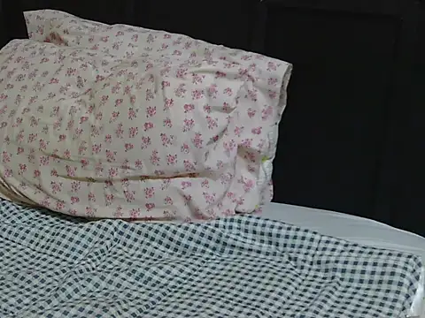 kinkydolll online show from 07/28/26, 02:13