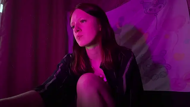 Catherine19Hunt online show from 06/11/26, 04:16