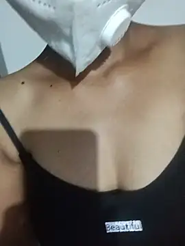 Snapshot of Yournatsha chatting on 06/19/26, 04:11 Yournatsha online show from 06/19/26, 04:11