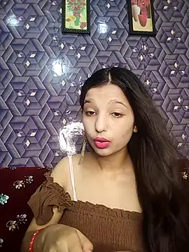 Queen Rosyy online show from 07/28/26, 03:24