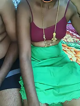 Snapshot of sweet_saranya chatting on 07/08/26, 04:39 sweet saranya online show from 07/08/26, 04:39