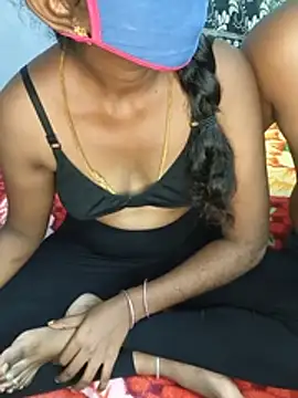 Snapshot of sweet_saranya chatting on 07/22/26, 04:26 sweet saranya online show from 07/22/26, 04:26