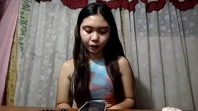 Snapshot of ThanhKalinowski chatting on 06/17/26, 01:19 ThanhKalinowski online show from 06/17/26, 01:19
